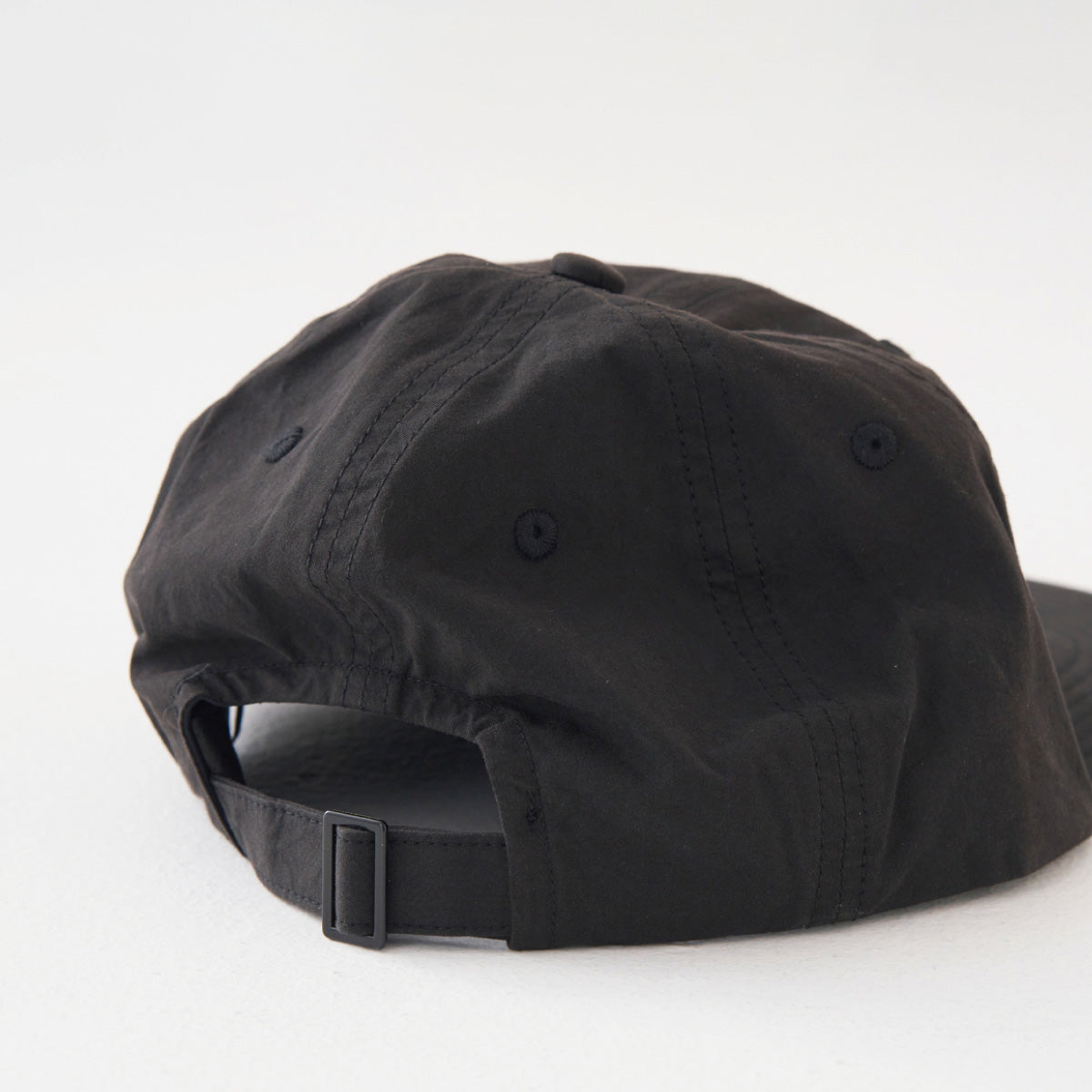 cap / black