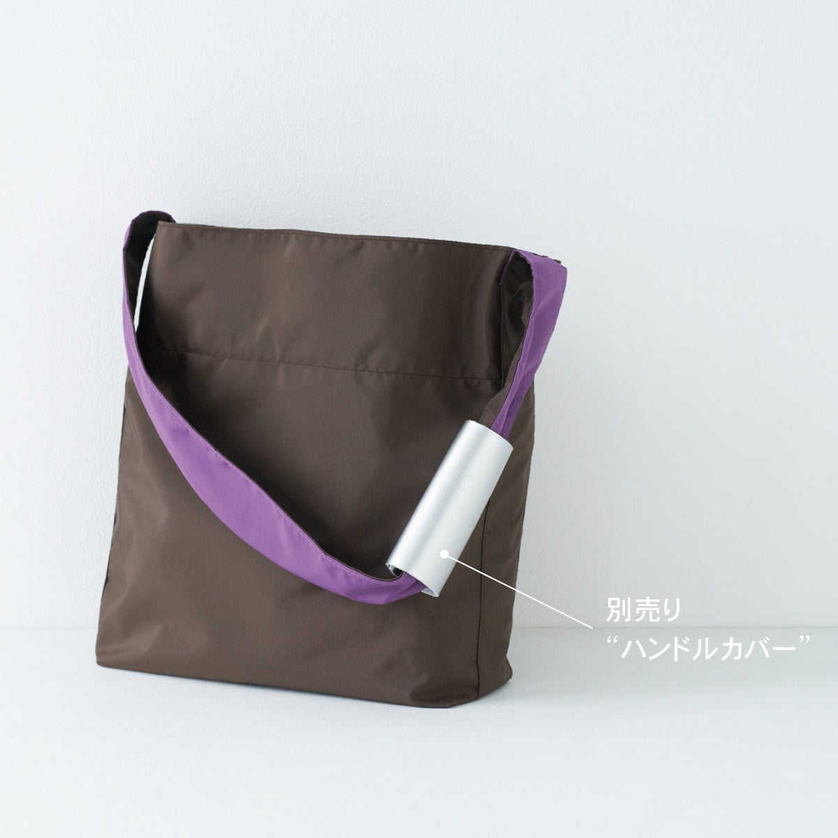 square bag / brown