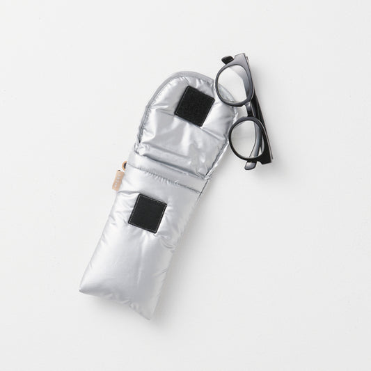 eyeglasses case "silver"