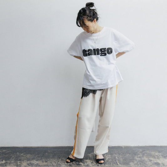 track pants / off