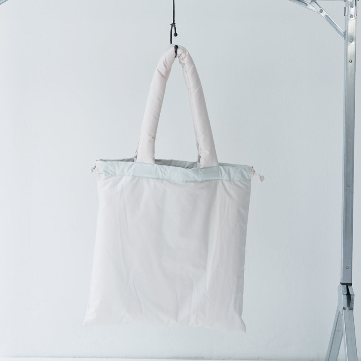tote bag / white