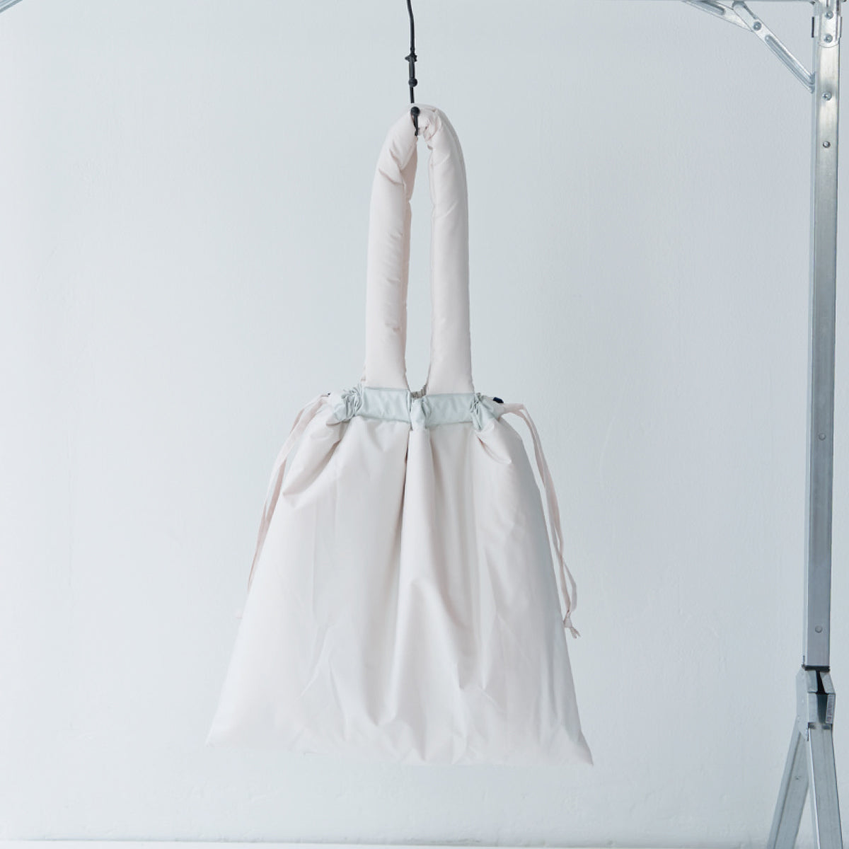 tote bag / white