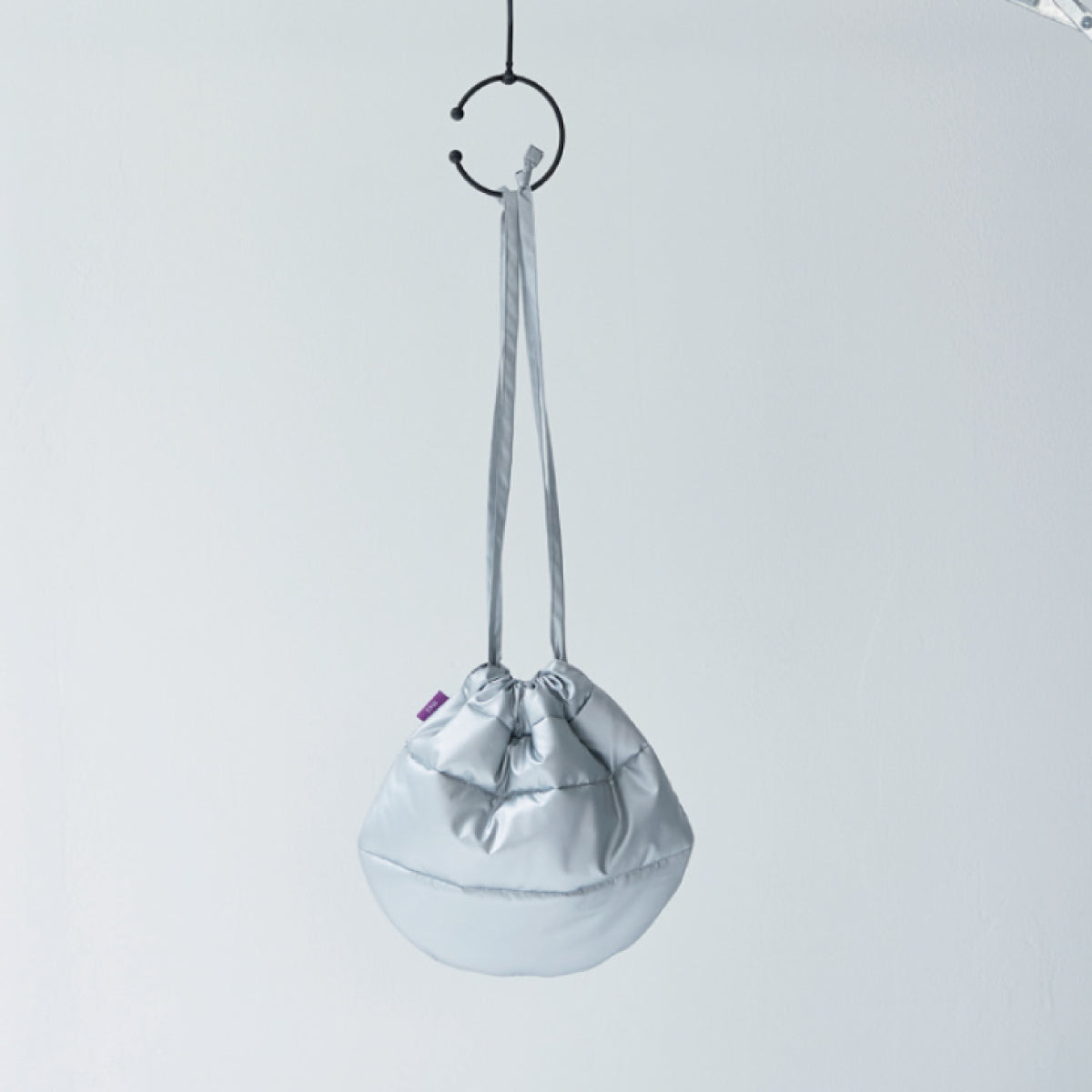 kinchaku bag / silver