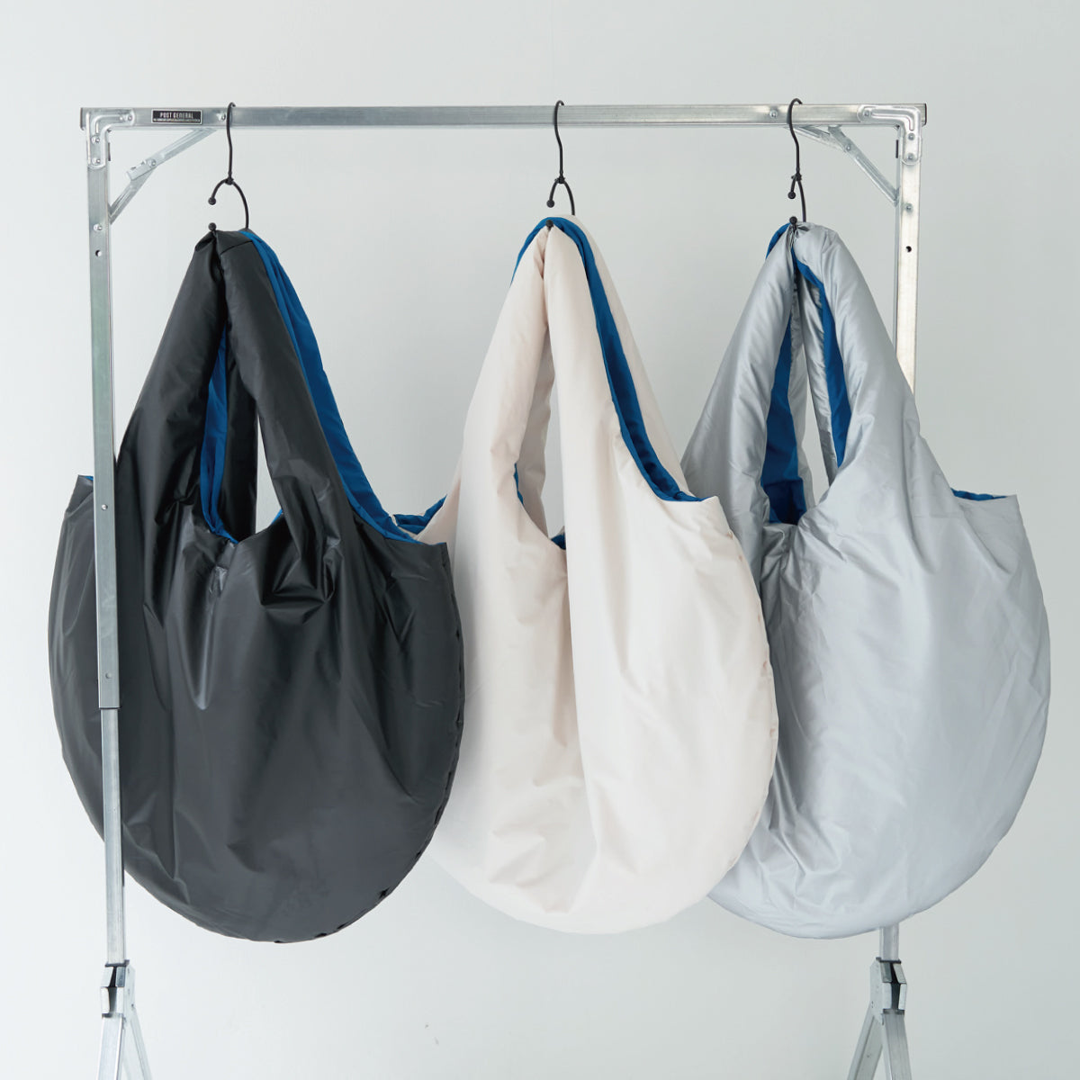 B.I.G. bag / white