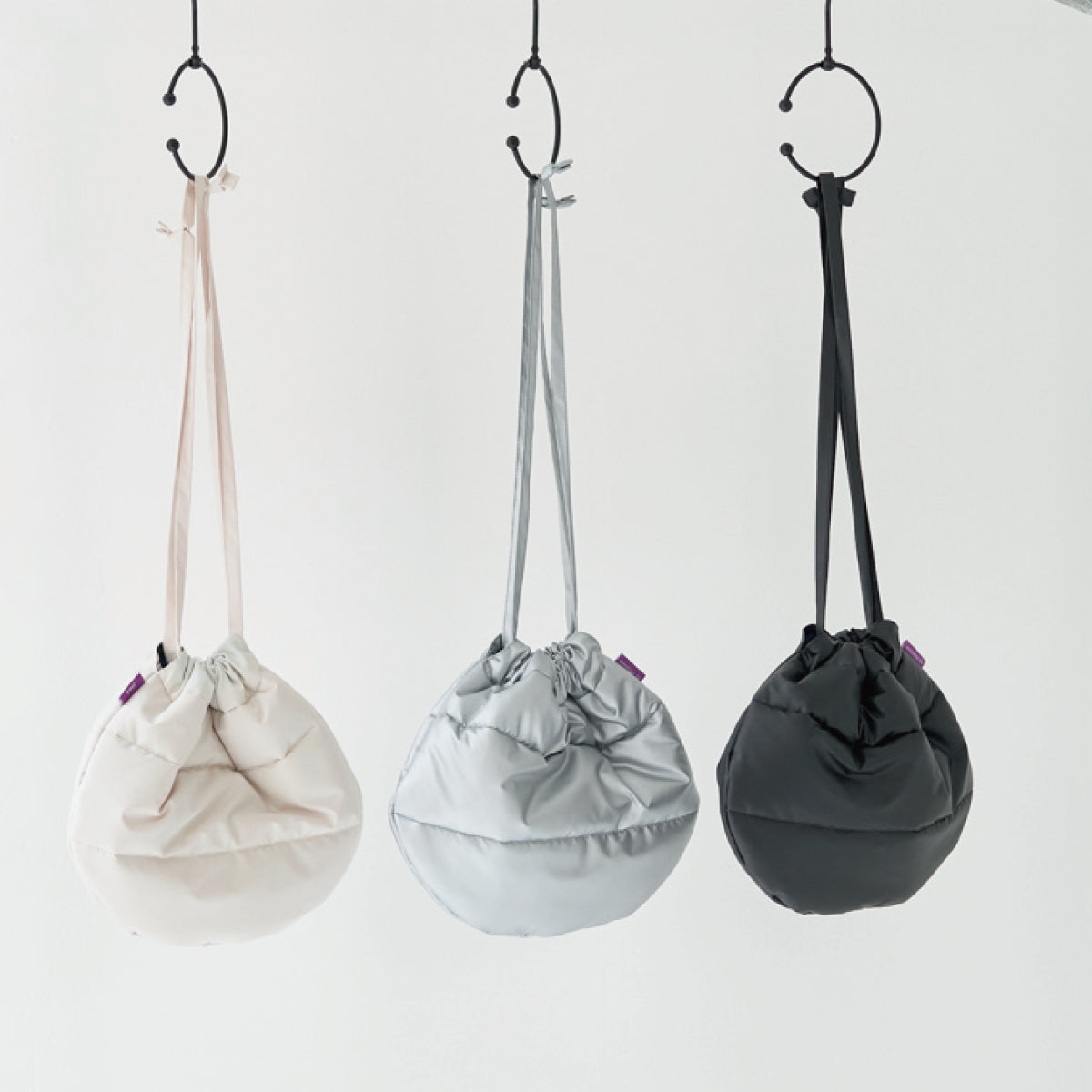 kinchaku bag / black