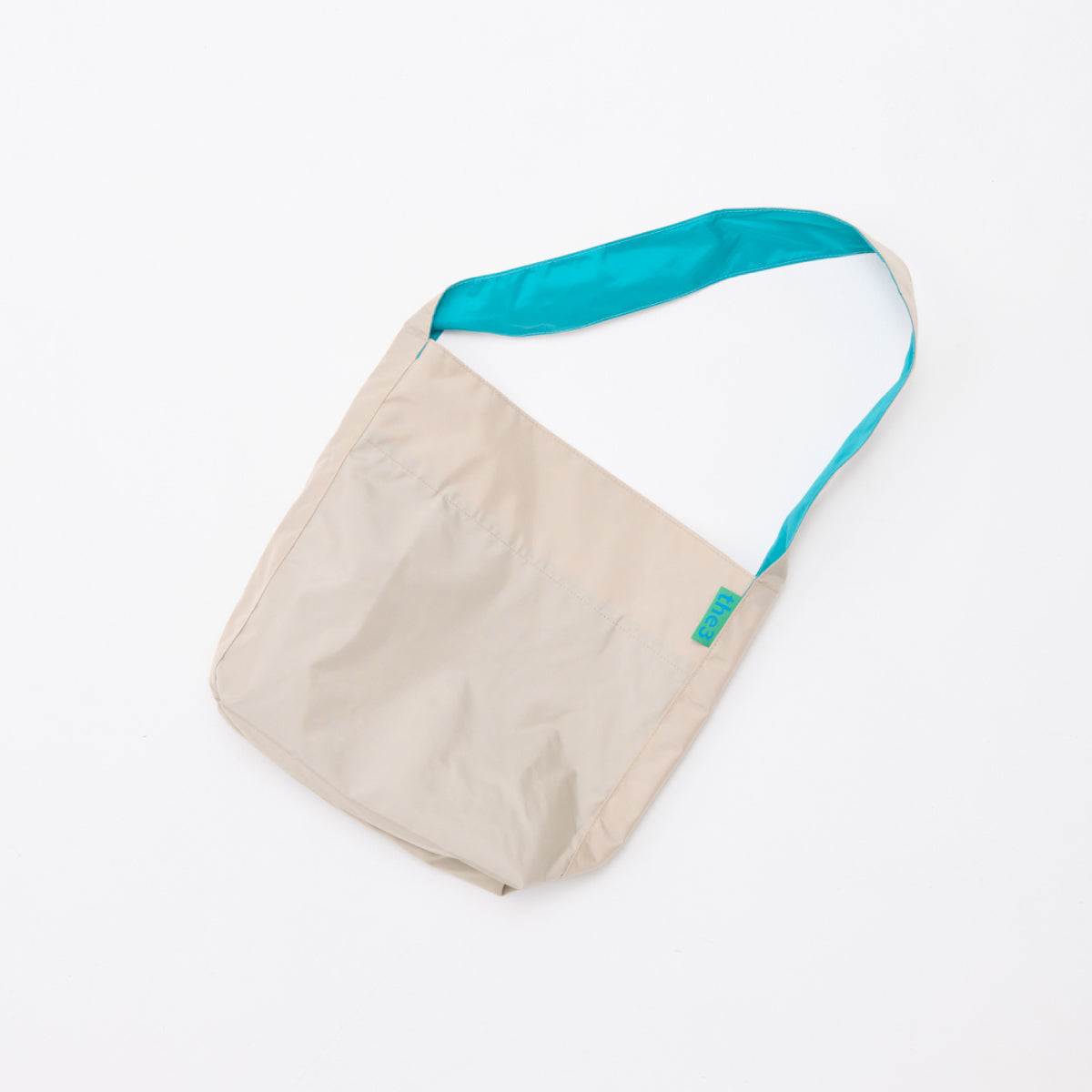 square bag / beige