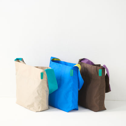 square bag / beige