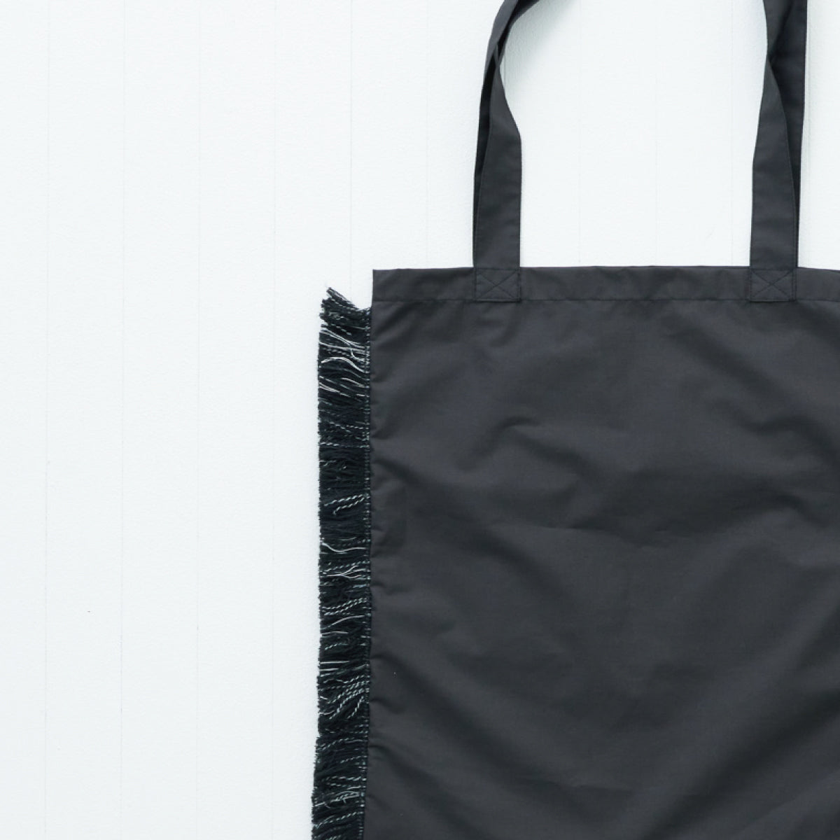 flat tote / fringe