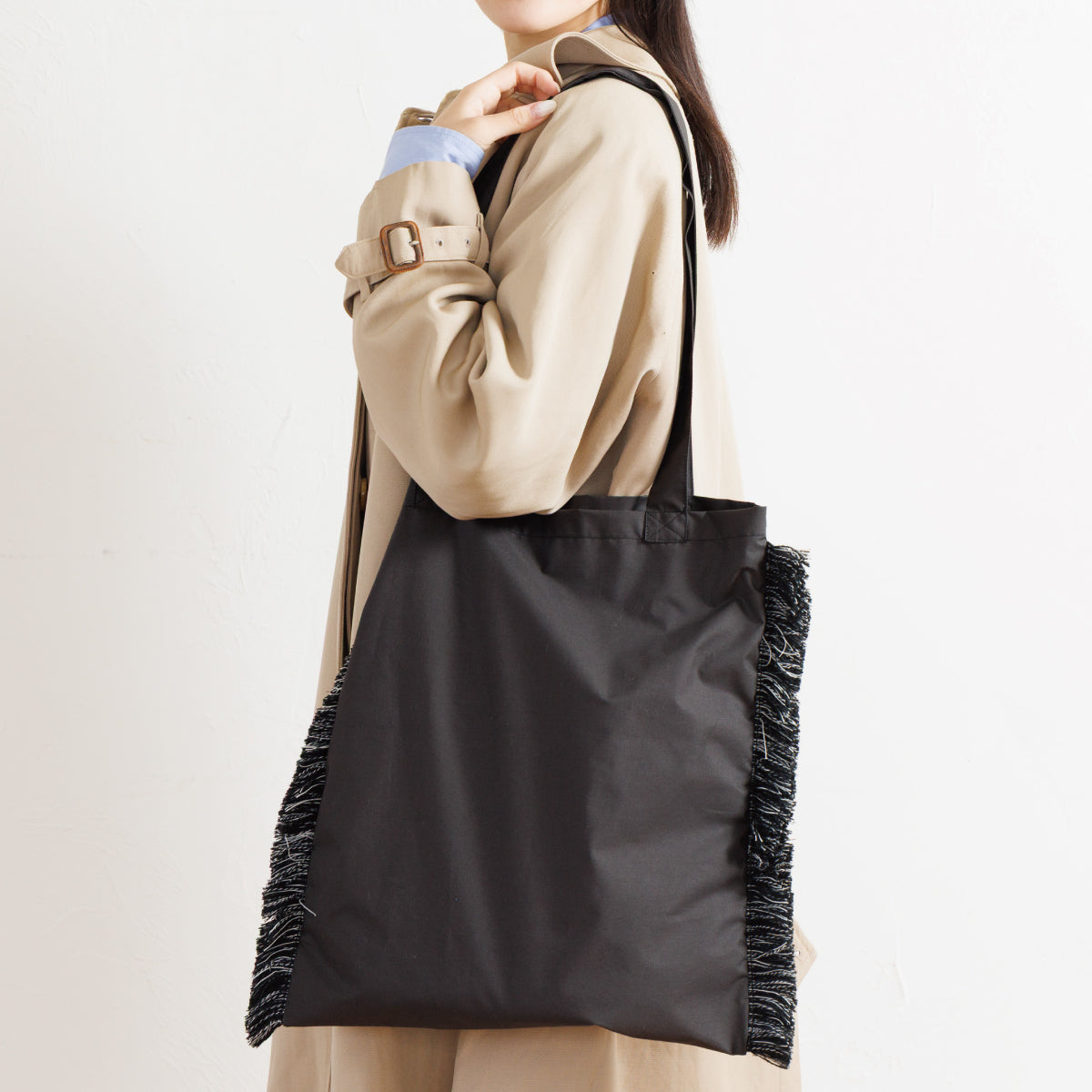 flat tote / fringe