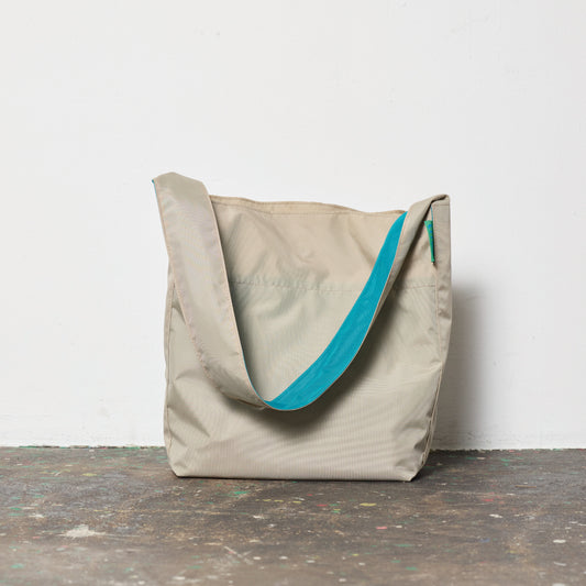 square bag / beige