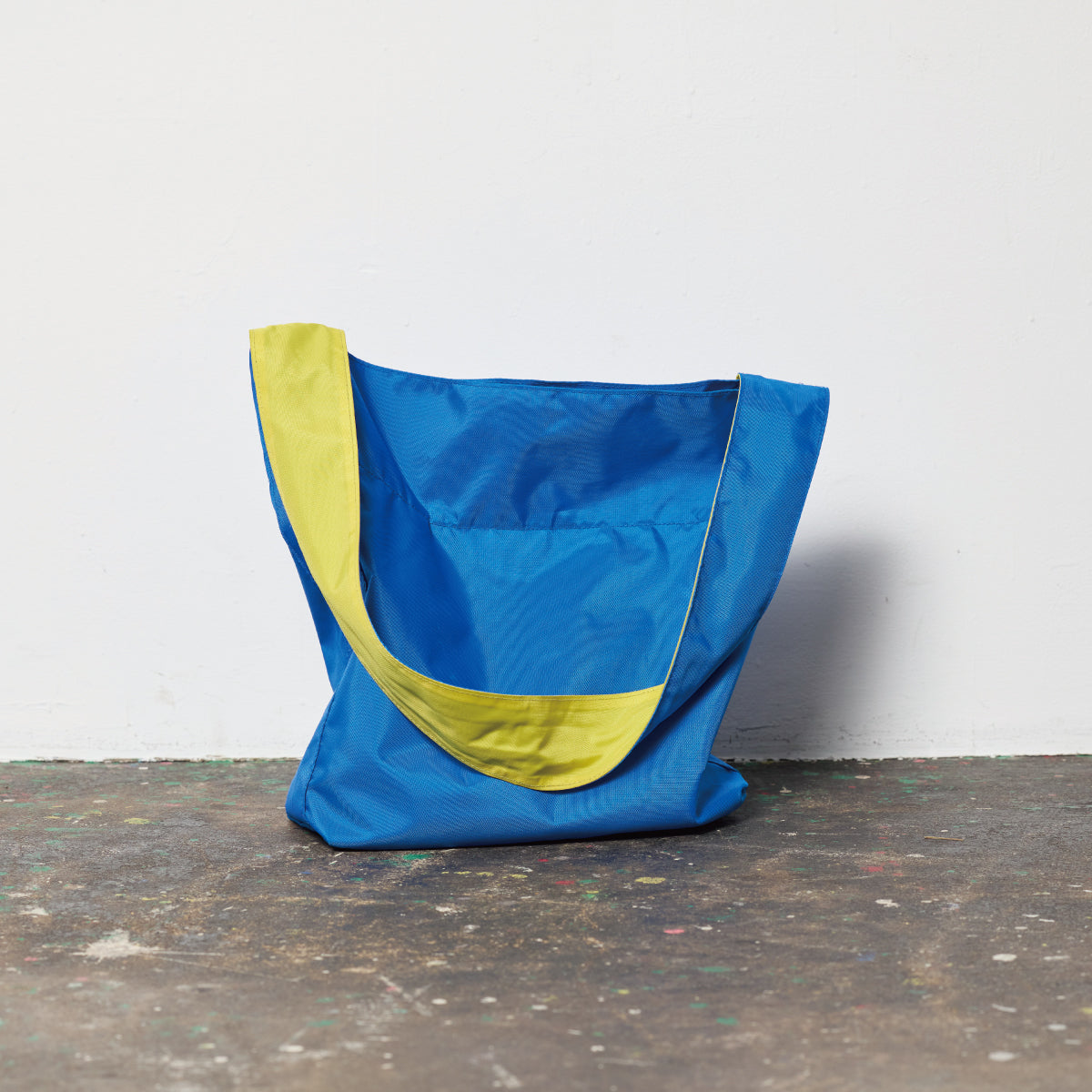 square bag / blue