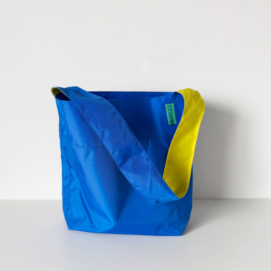 square bag / blue