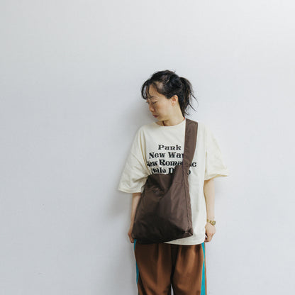 square bag / brown