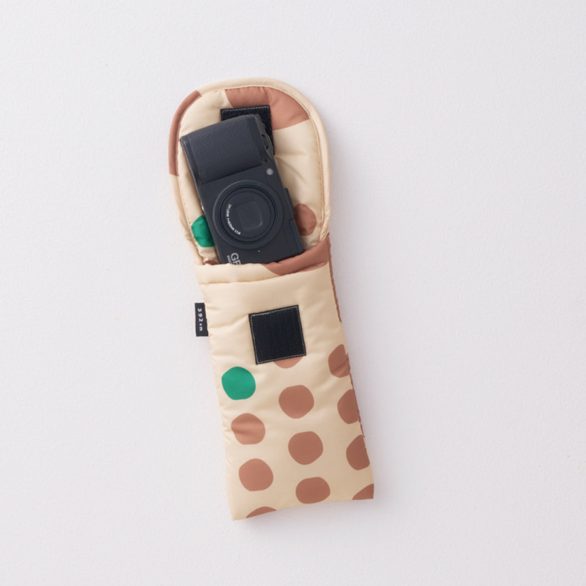 eyeglasses case "archive"