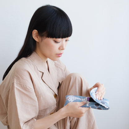 eyeglasses case "drop"