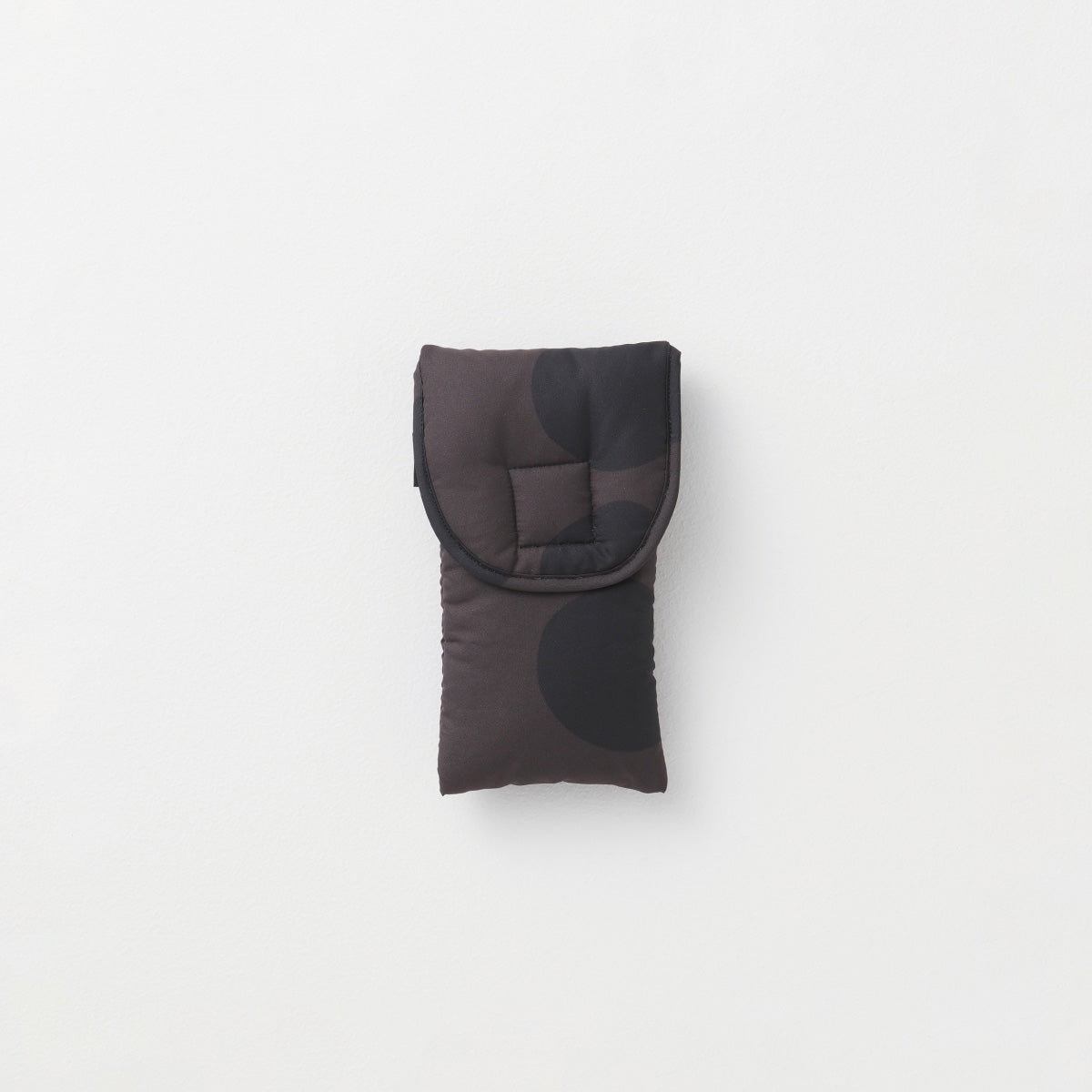 eyeglasses case "archive"