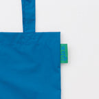 flat tote / typography