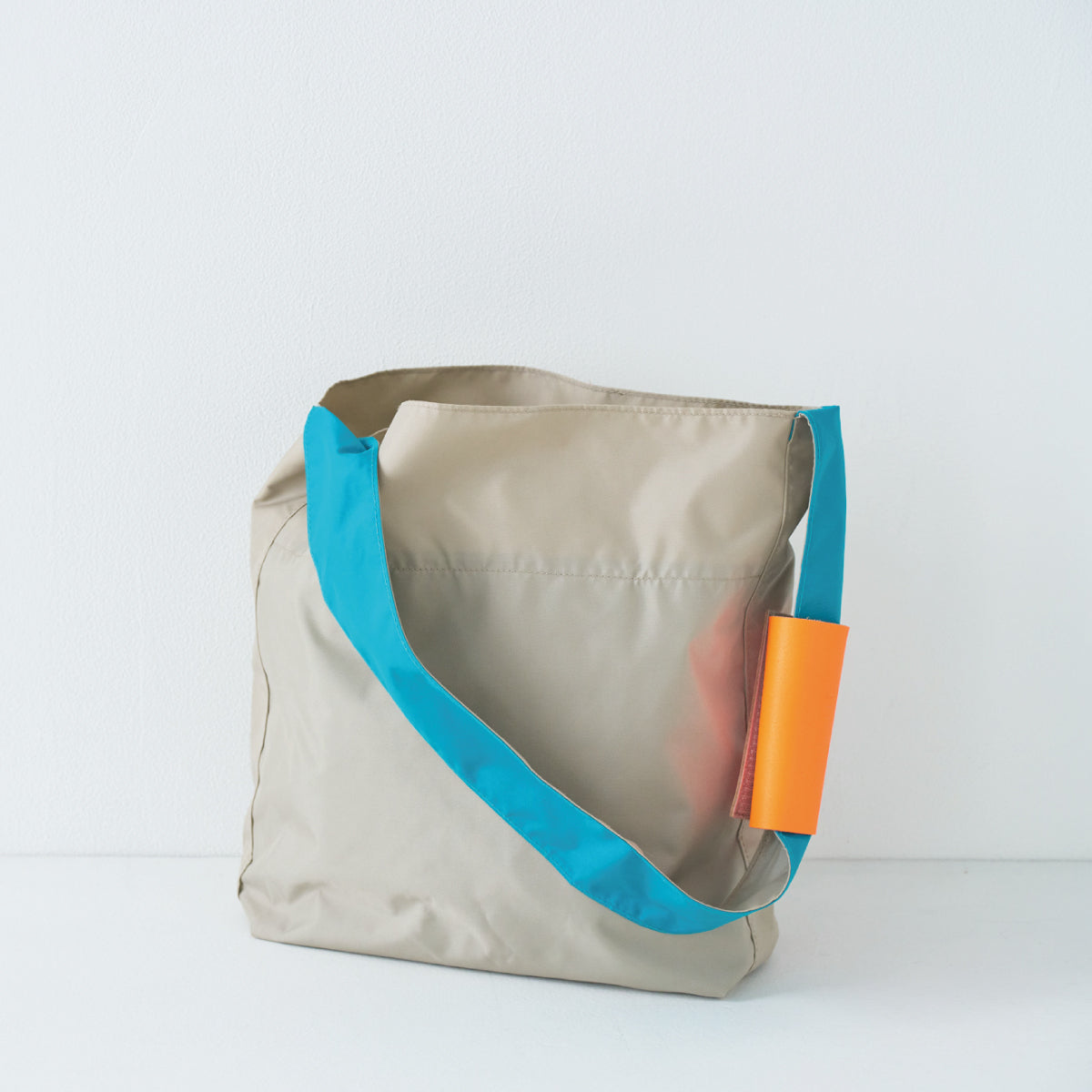 handle cover / orange