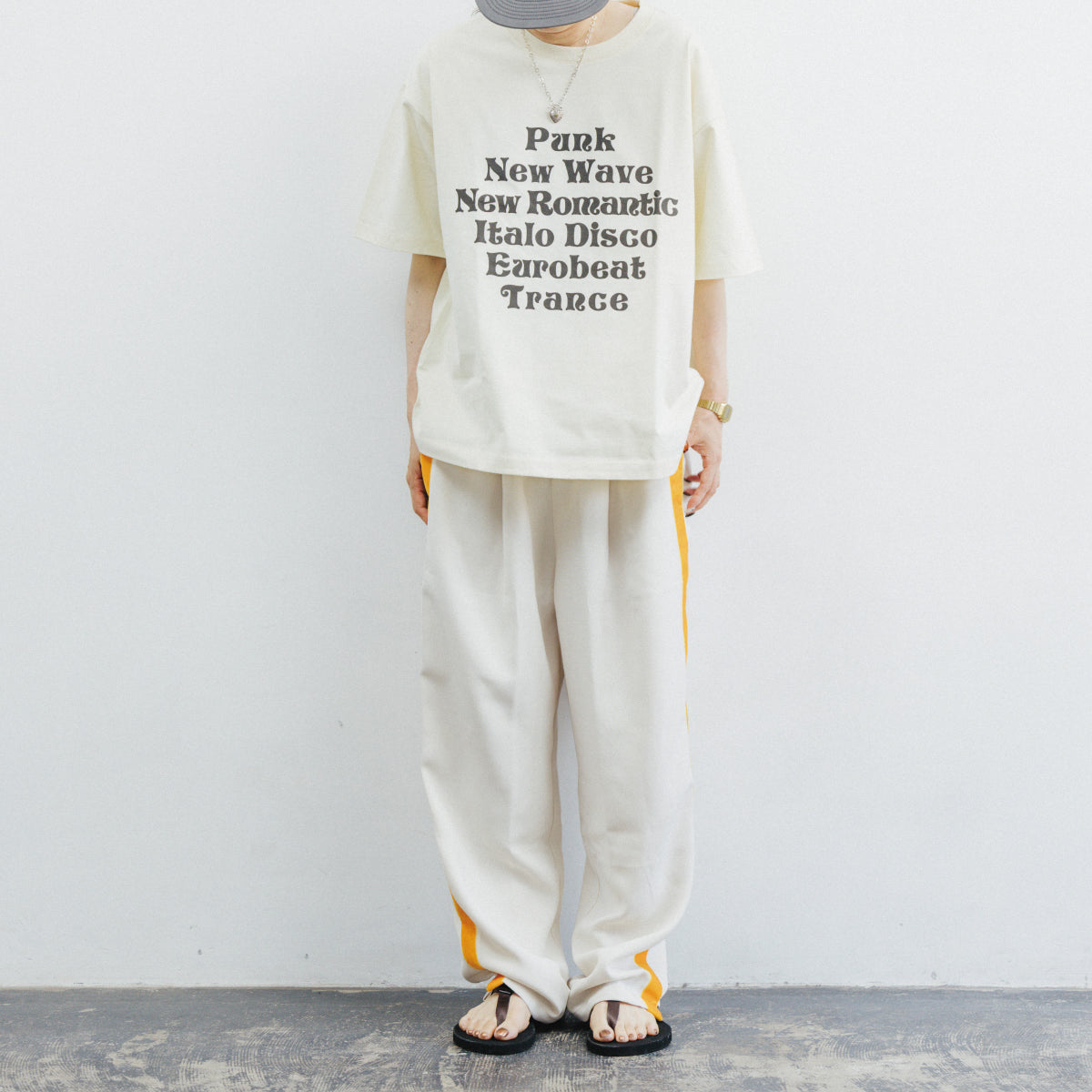 tee shirt "GENRE MIX" ivory