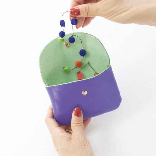 mini pouch / purple