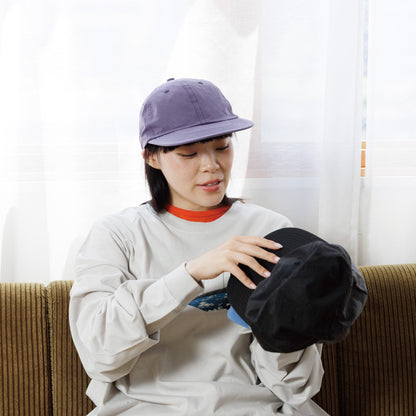 cap / purple