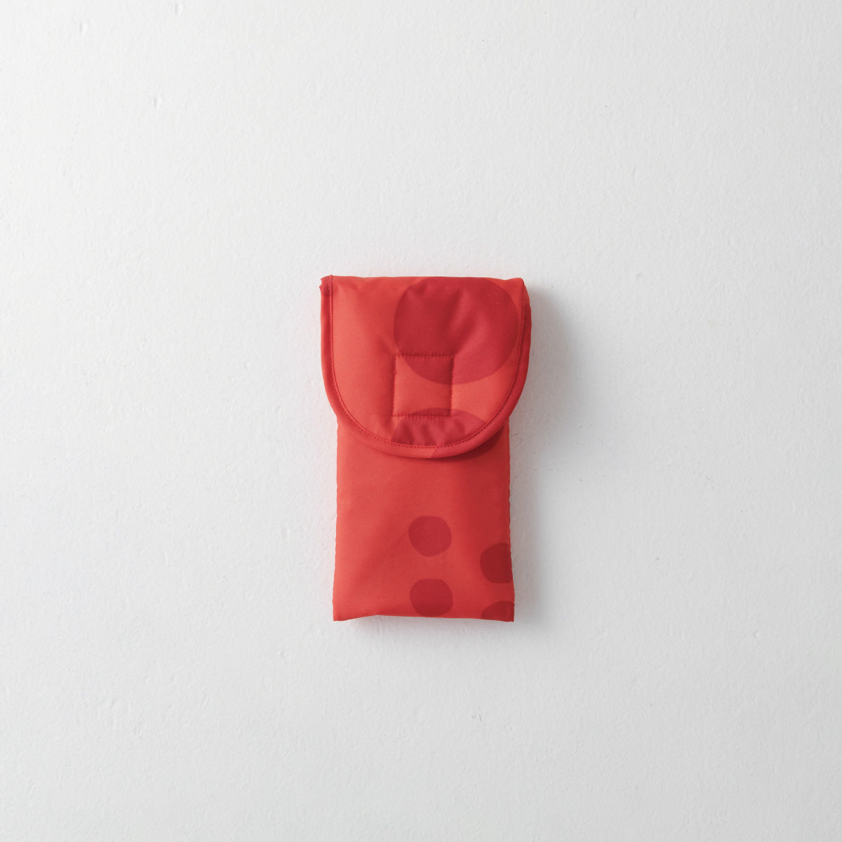 eyeglasses case "archive"
