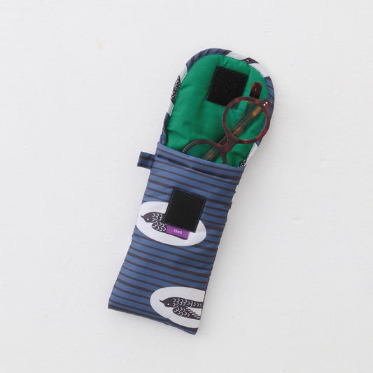 eyeglasses case "swallow"