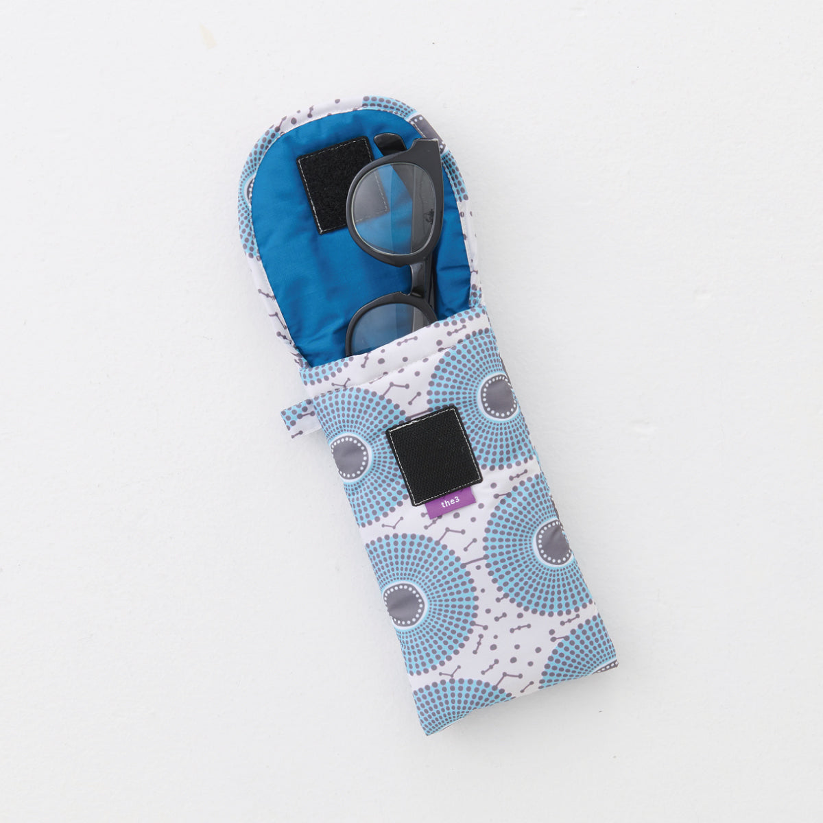 eyeglasses case "drop"
