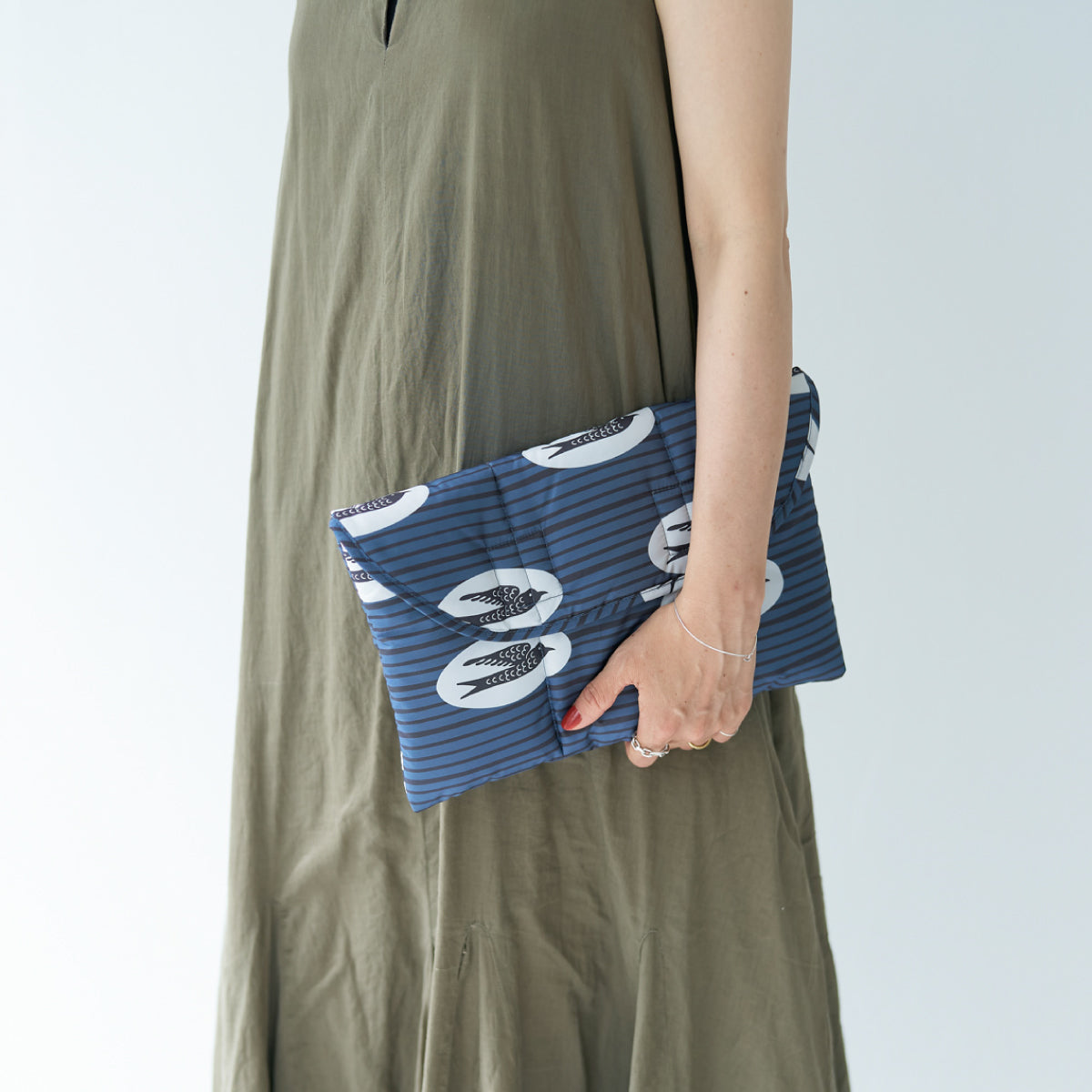tablet case "swallow"