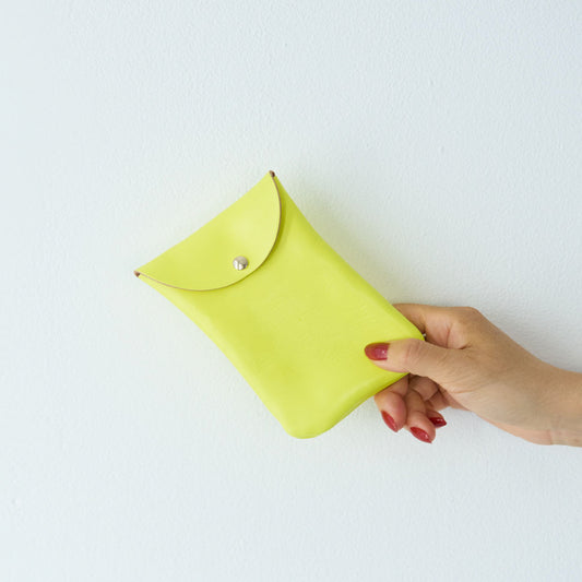 long pouch / yellow